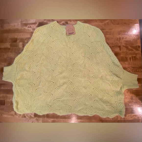 KORI Lime Green Oversized Knit Sweater Small Scalloped Hem NWT - Picture 8 of 12